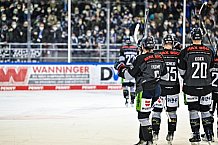 Eishockey, Herren, DEL, Saison 2021-2022, 56. Spieltag, Straubing Tigers - Fishtown Pinguins Bremerhaven,  17.03.2022