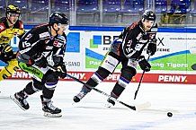 Eishockey, Herren, DEL, Saison 2020-2021, Straubing Tigers - Krefeld Pinguine, 07.04.2021