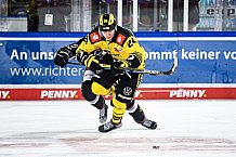 Eishockey, Herren, DEL, Saison 2020-2021, Straubing Tigers - Krefeld Pinguine, 07.04.2021