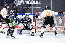 Eishockey, Herren, DEL, Saison 2020-2021, Straubing Tigers - Grizzlys Wolfsburg, 16.04.2021