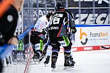 Eishockey, Herren, DEL, Saison 2020-2021, Straubing Tigers - Grizzlys Wolfsburg, 16.04.2021